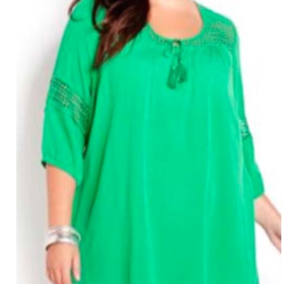 CROCHET DETAIL TOP, TASSLES, ¾ SLEEVES, KELLY GREEN, SIZE 24, RAYON, COTTON - Picture 1 of 1